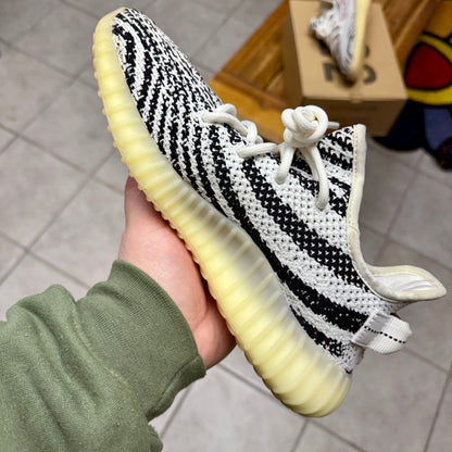 Yeezy 350 V2 Zebra (Worn)