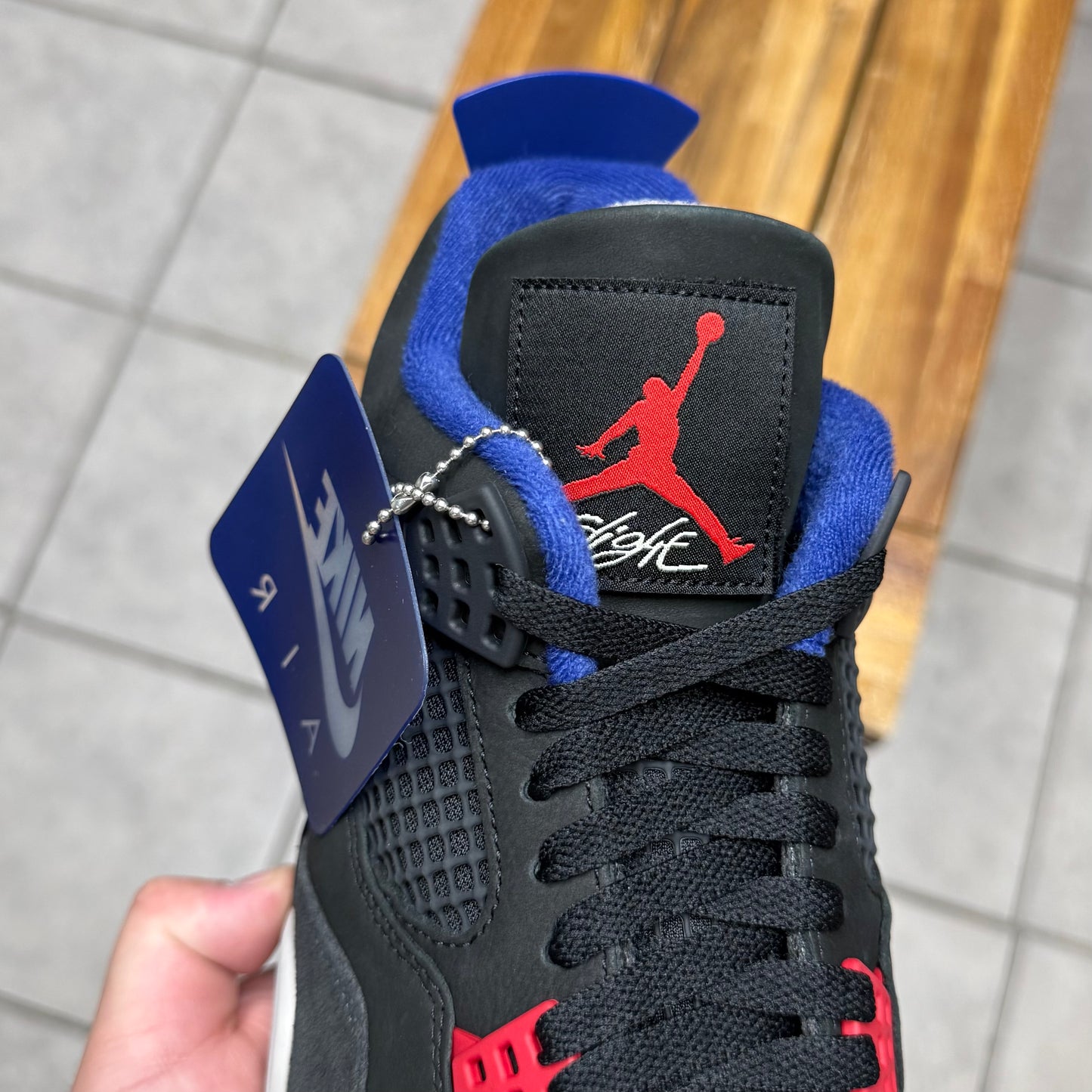 Jordan 4 Rare Air - White Lettering