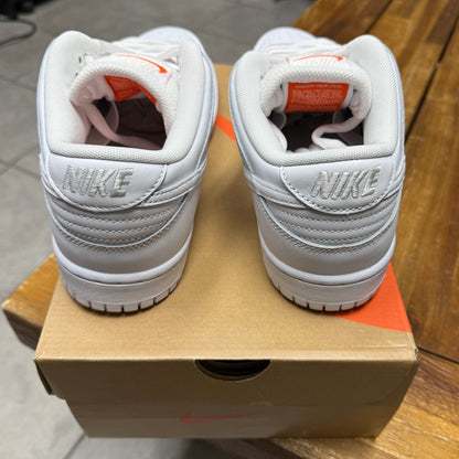 Dunk Low Pro SB Triple White