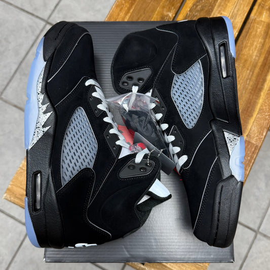 Jordan 5 Black Metallic Reimagined
