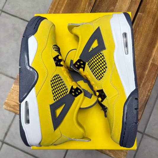 Jordan 4 Retro Lightning 2021 (Worn)