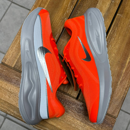 Nike Journey Run Premium Hyper Crimson
