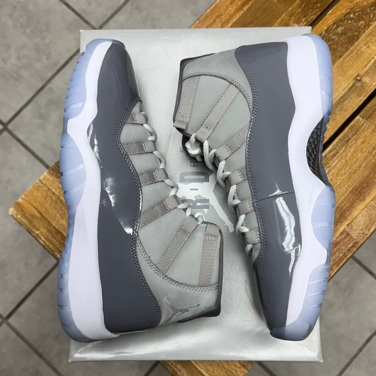 Jordan 11 Cool Grey (Worn)