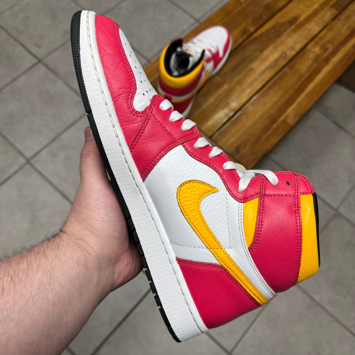 Jordan 1 High OG Light Fusion Red (Worn)