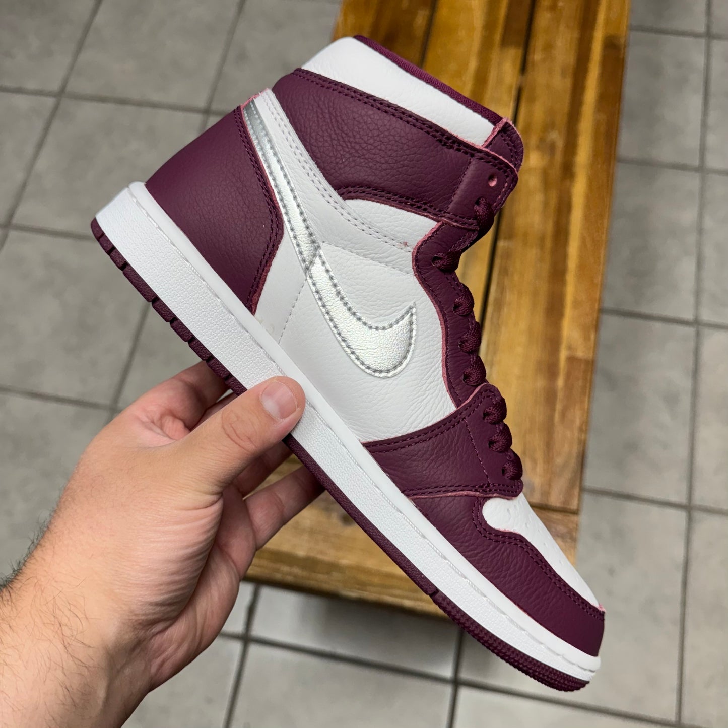 Jordan 1 High OG Bordeaux (Worn)
