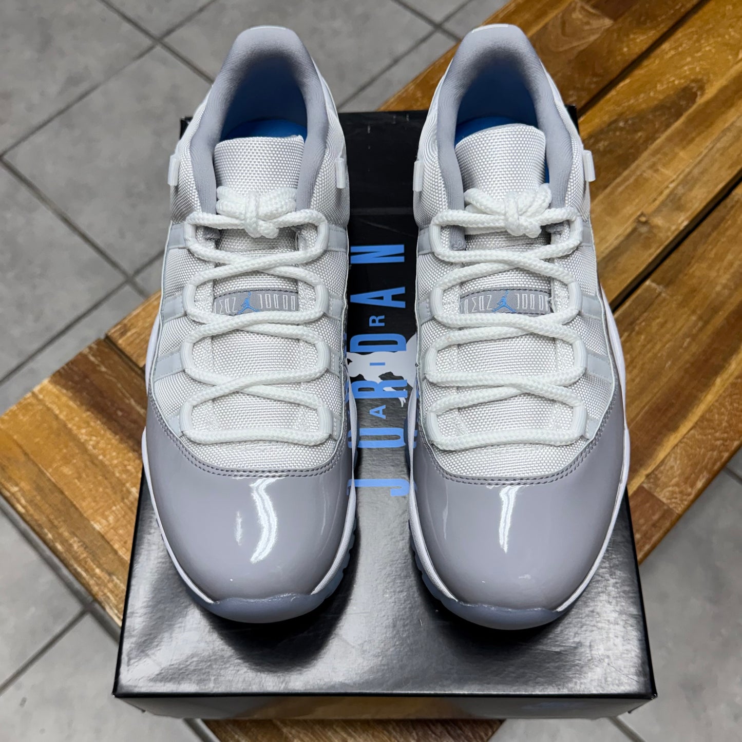 Jordan 11 Low Cement Grey