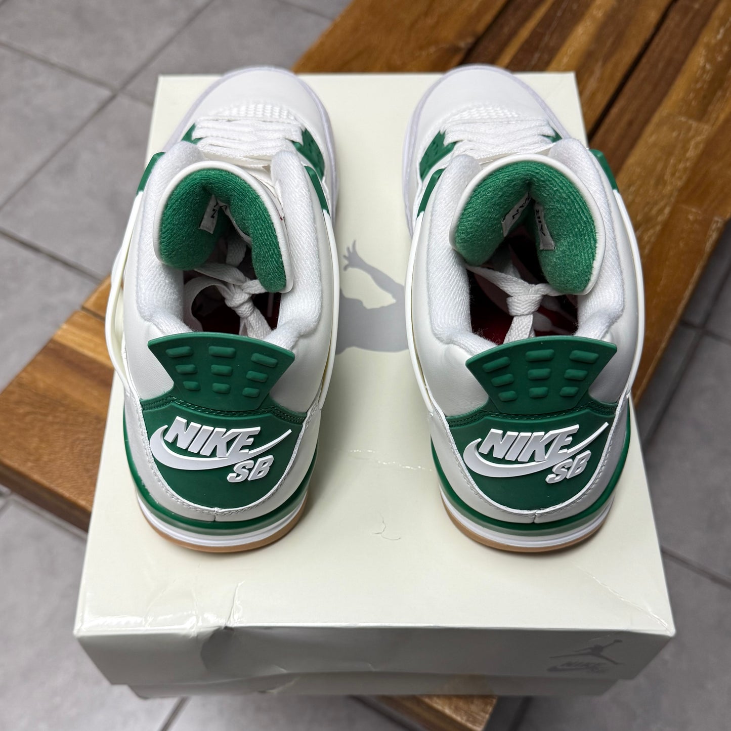 Jordan 4 SB Pine Green