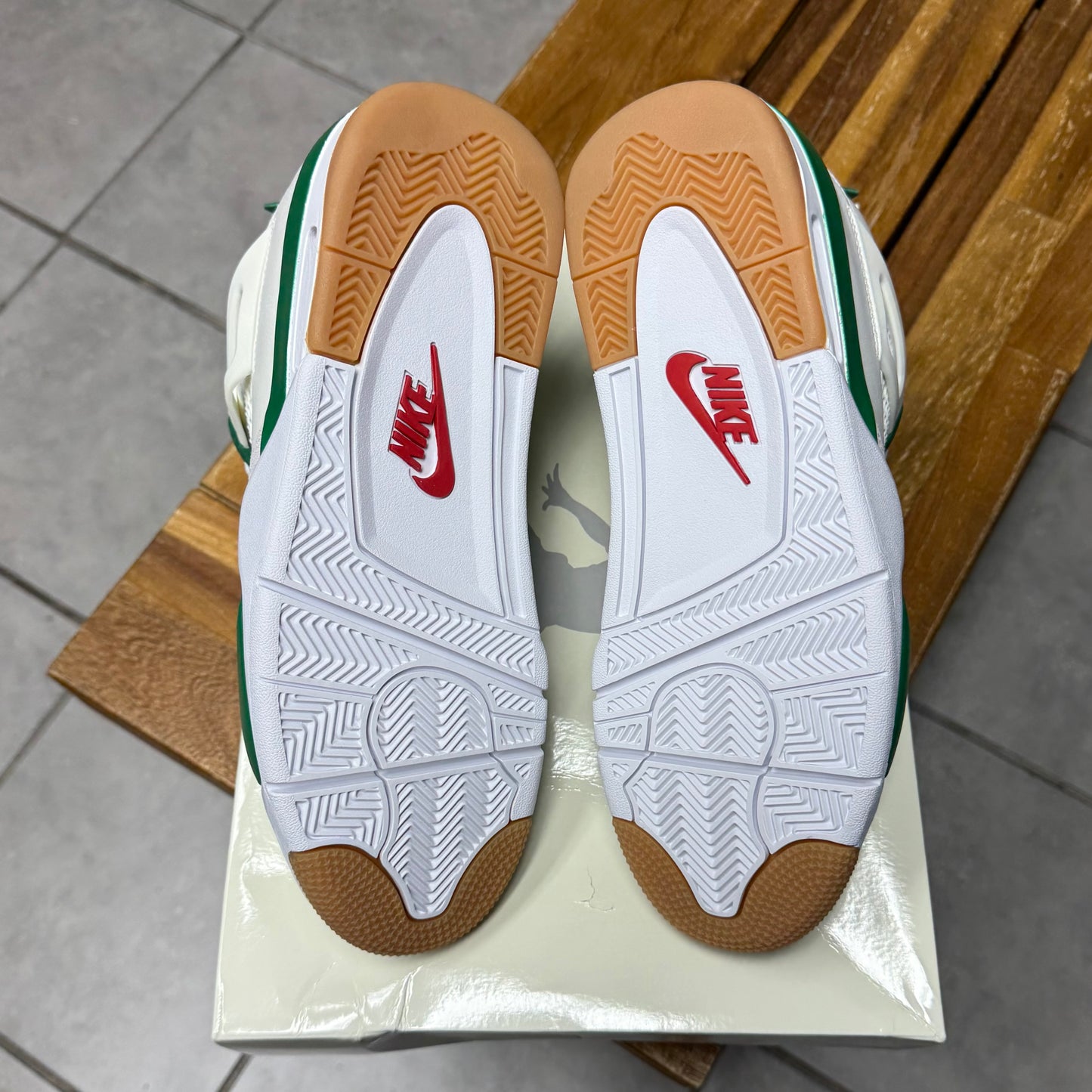 Jordan 4 SB Pine Green