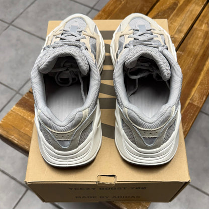 Yeezy 700 V2 Cream (Worn)
