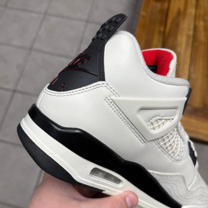 Jordan 4 Flight Club (Worn)