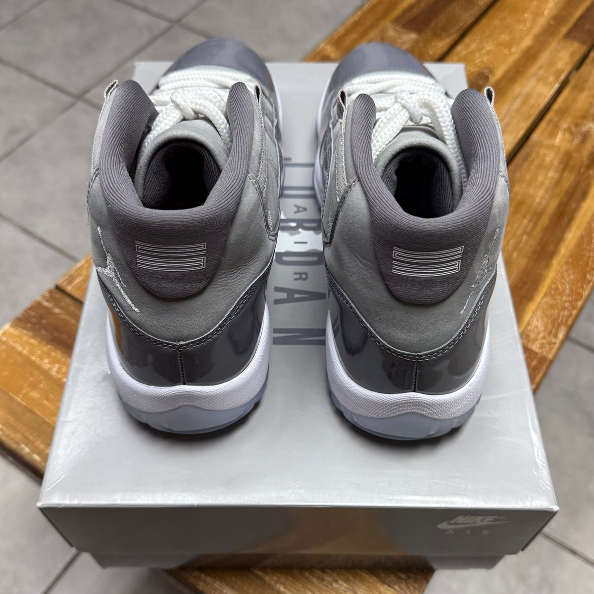 Jordan 11 Cool Grey (Worn)