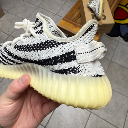 Yeezy 350 V2 Zebra (Worn)