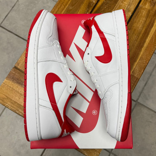 Jordan 1 Low OG University Red (Worn)