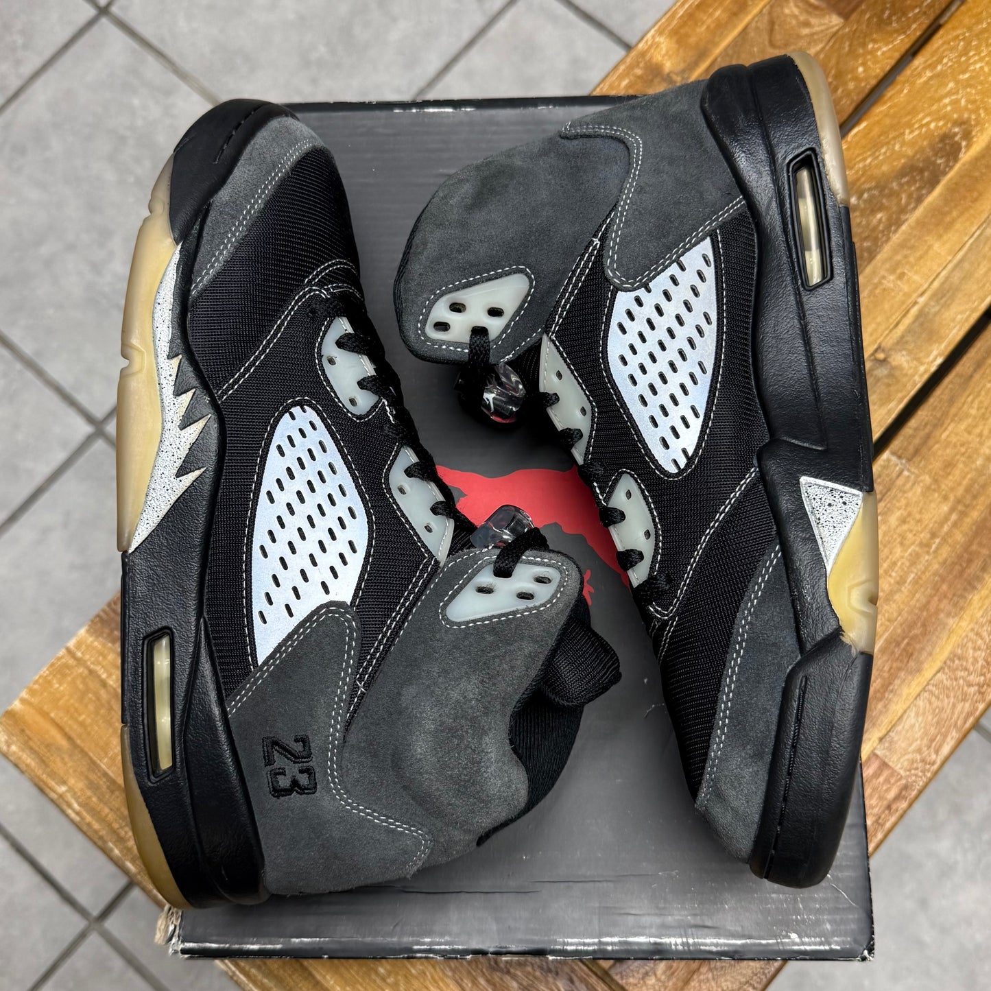Jordan 5 Anthracite (Worn)