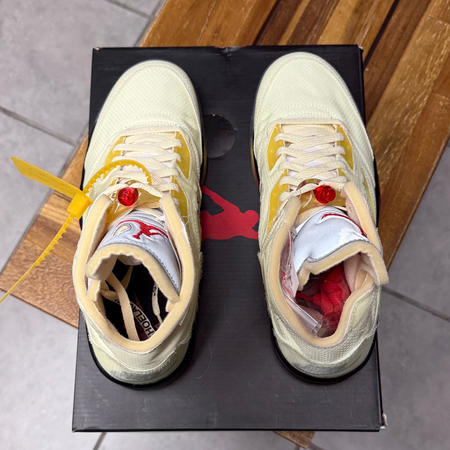 Jordan 5 x Off-White ‘Sail’