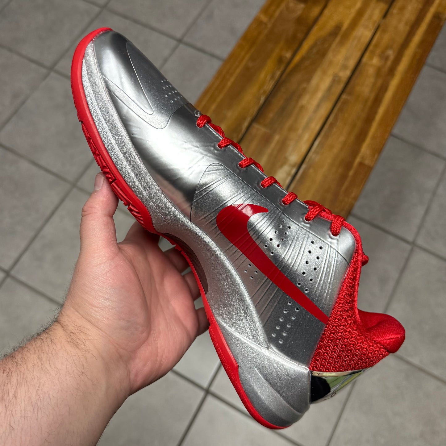 Kobe 5 Protro x Caitlin Clark ‘Rookie of the Year’