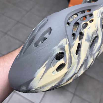 Yeezy Foam RNNR MXT Moon Gray (Worn)