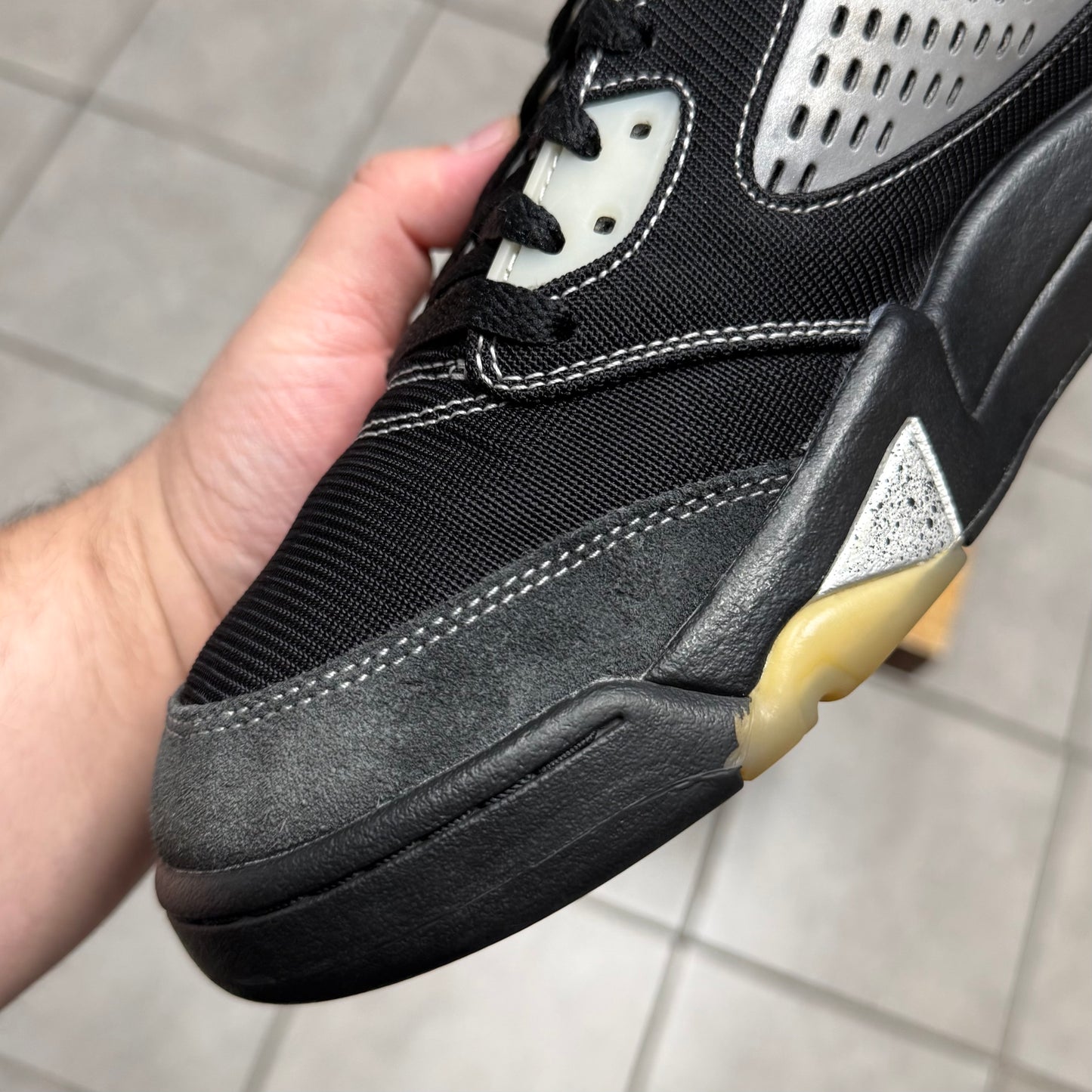 Jordan 5 Anthracite (Worn)