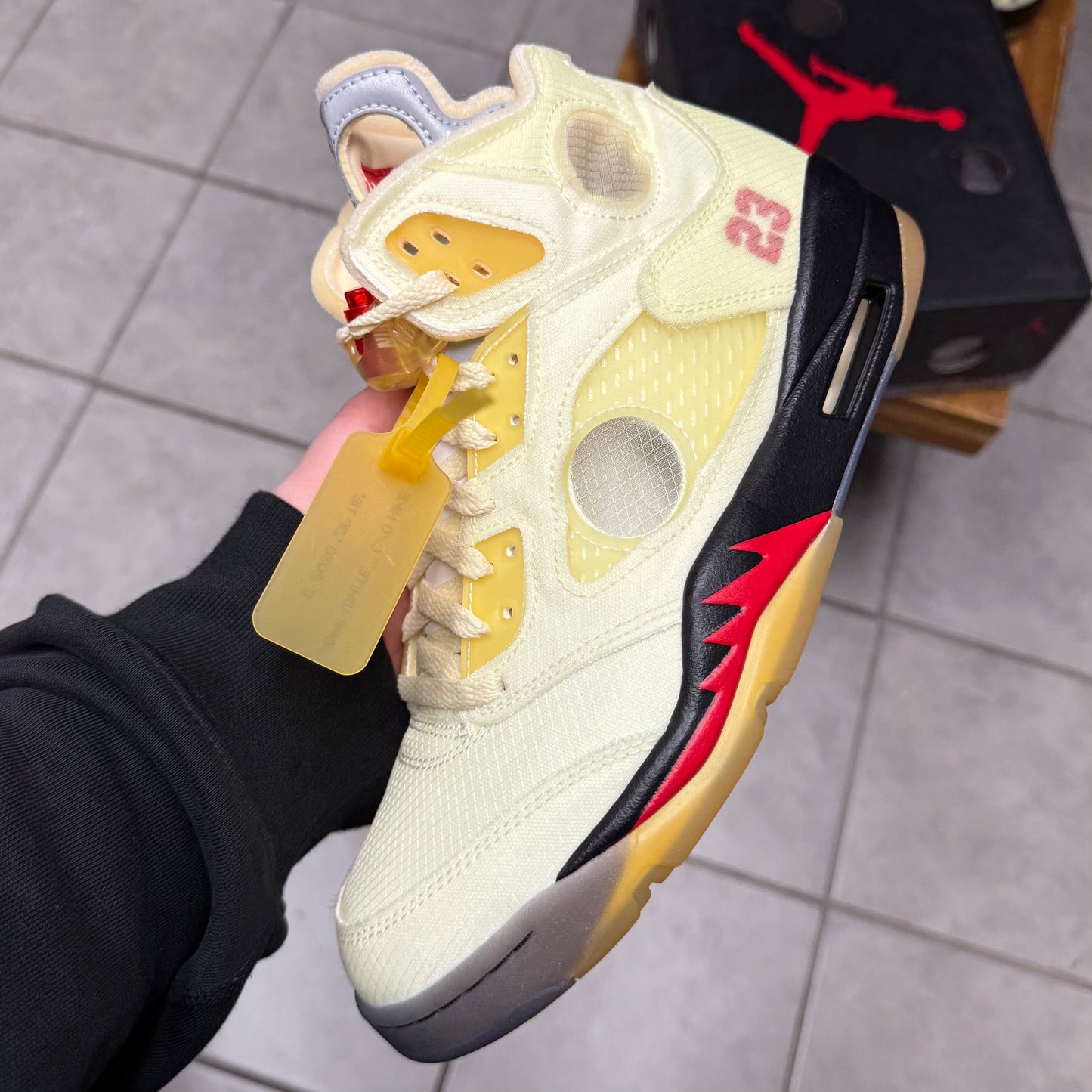 Jordan 5 x Off-White ‘Sail’