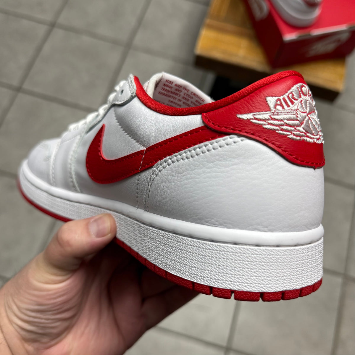 Jordan 1 Low OG University Red (Worn)