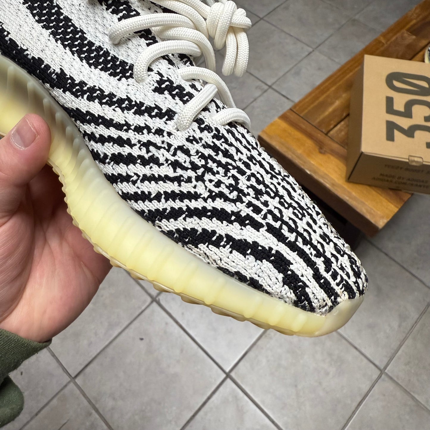 Yeezy 350 V2 Zebra (Worn)