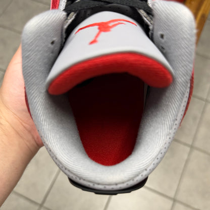 Jordan 3 Unite (Worn)