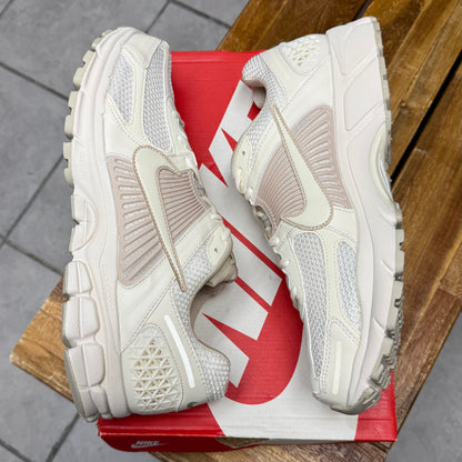Air Zoom Vomero 5 ‘Pale Ivory Sanddrift’