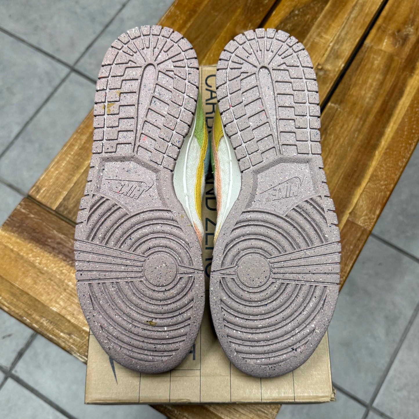 Dunk Low Sun Club (Worn)