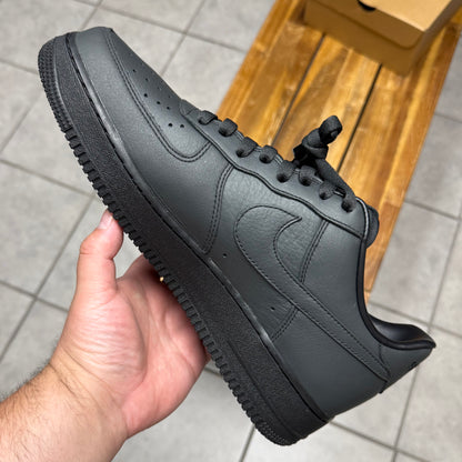 Air Force 1 Low Dirty Triple Black