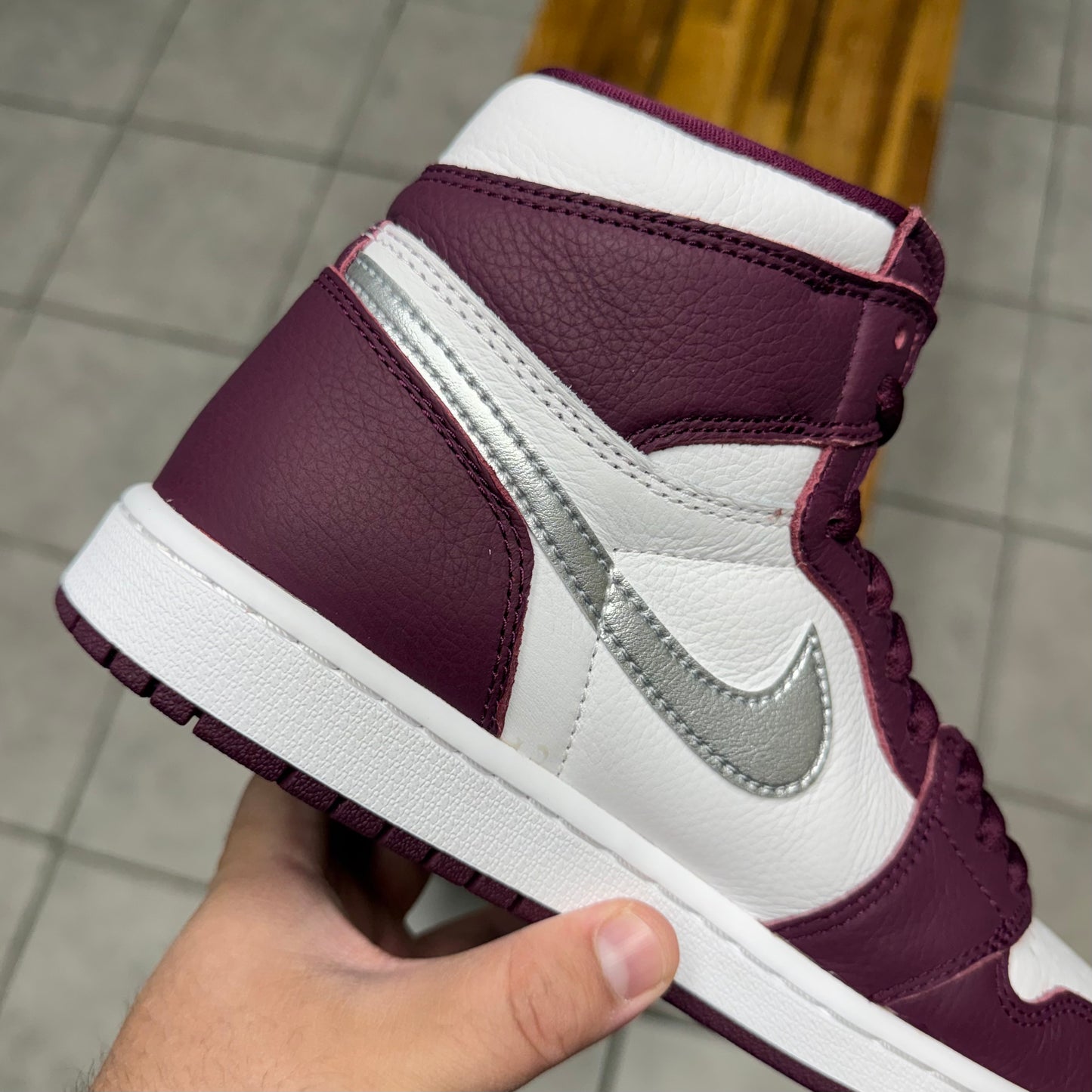 Jordan 1 High OG Bordeaux (Worn)