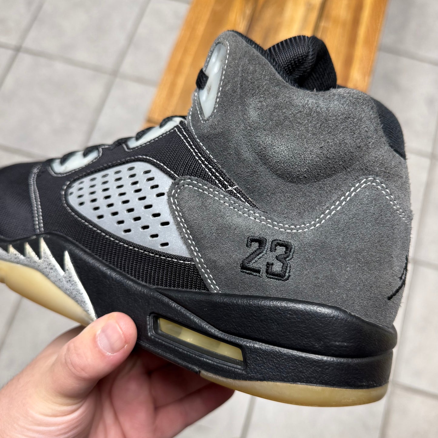 Jordan 5 Anthracite (Worn)