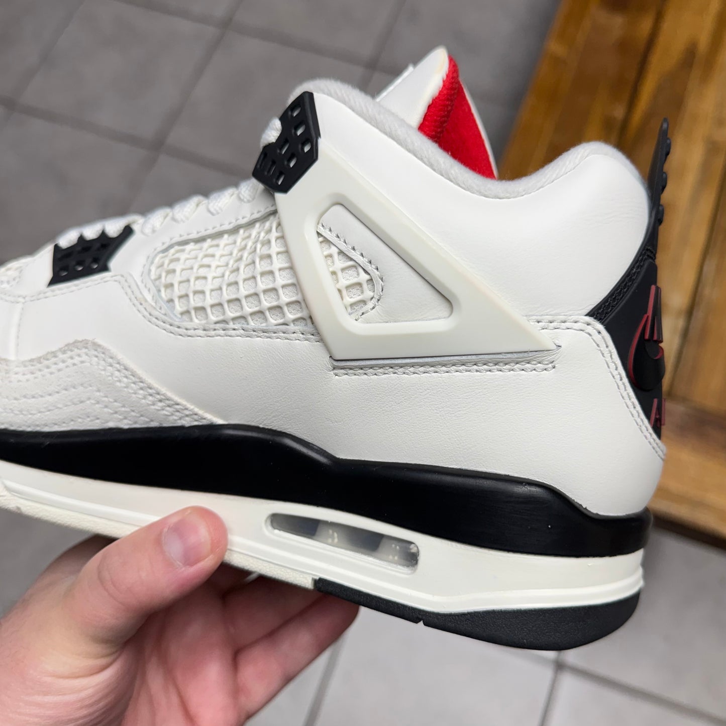 Jordan 4 Flight Club (Worn)