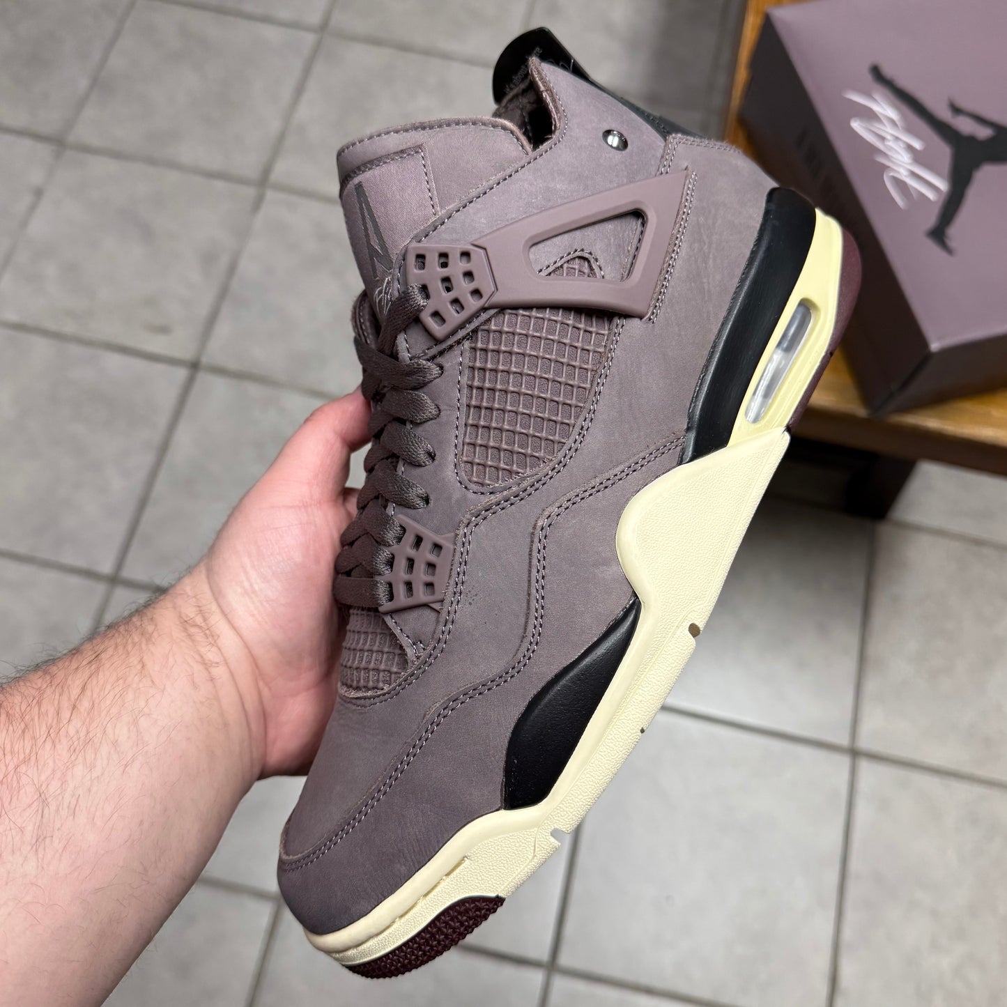 Jordan 4 x A Ma Maniére ‘Violet Ore’ (Worn)