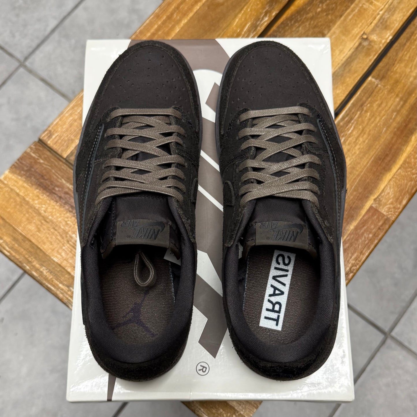 Jordan 1 Low x Travis Scott Velvet Brown (Worn)