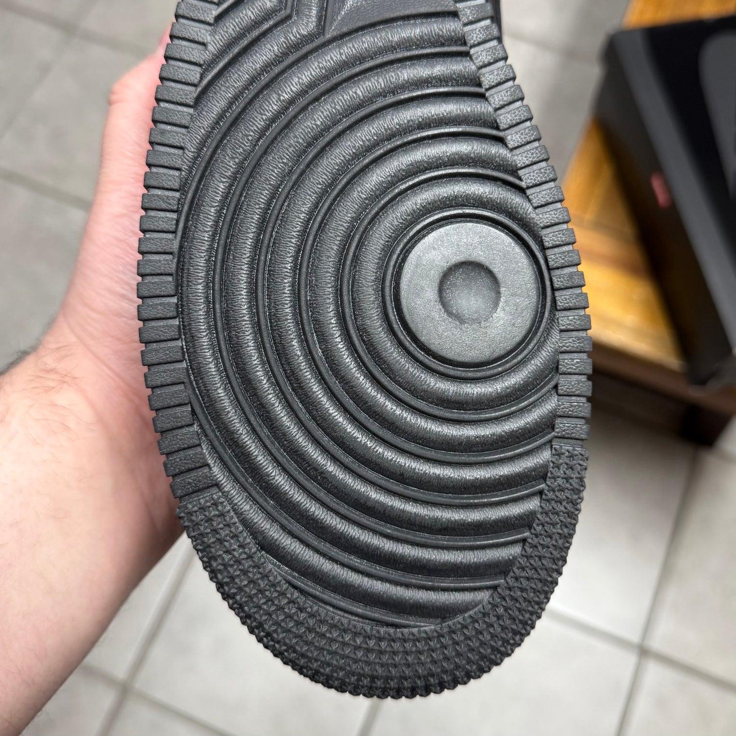 Air Force 1 Low x Supreme Black (Worn)