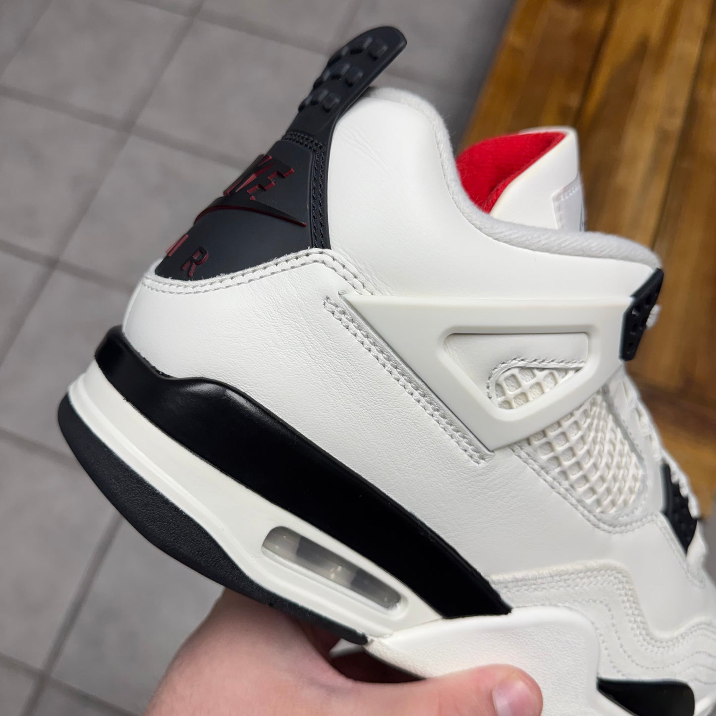 Jordan 4 Flight Club (Worn)