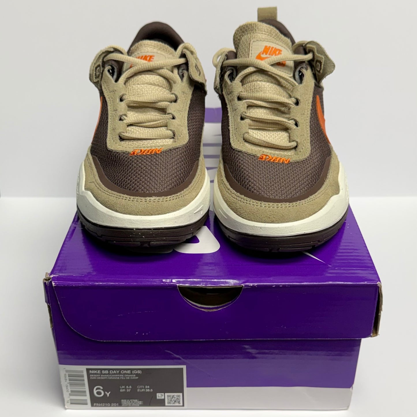 Nike SB Day One Desert Khaki Campfire Orange