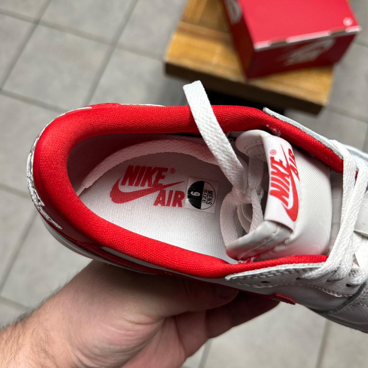 Jordan 1 Low OG University Red (Worn)