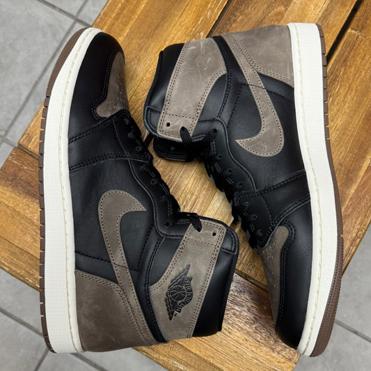 Jordan 1 High OG Palomino (Worn)