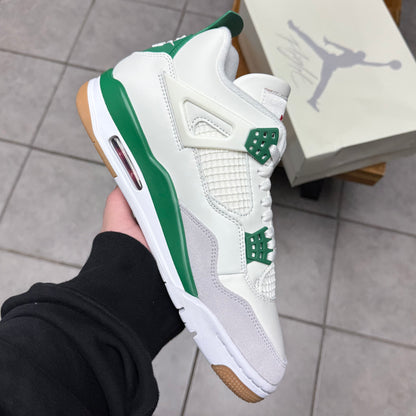 Jordan 4 SB Pine Green