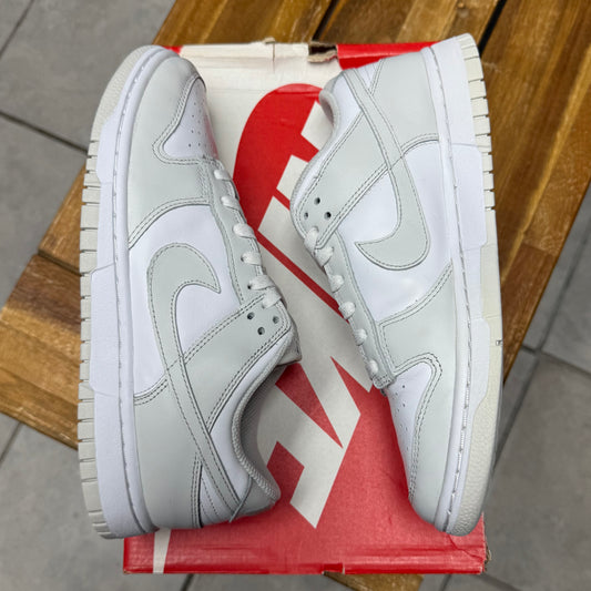 Dunk Low Photon Dust (Woman’s/Worn)