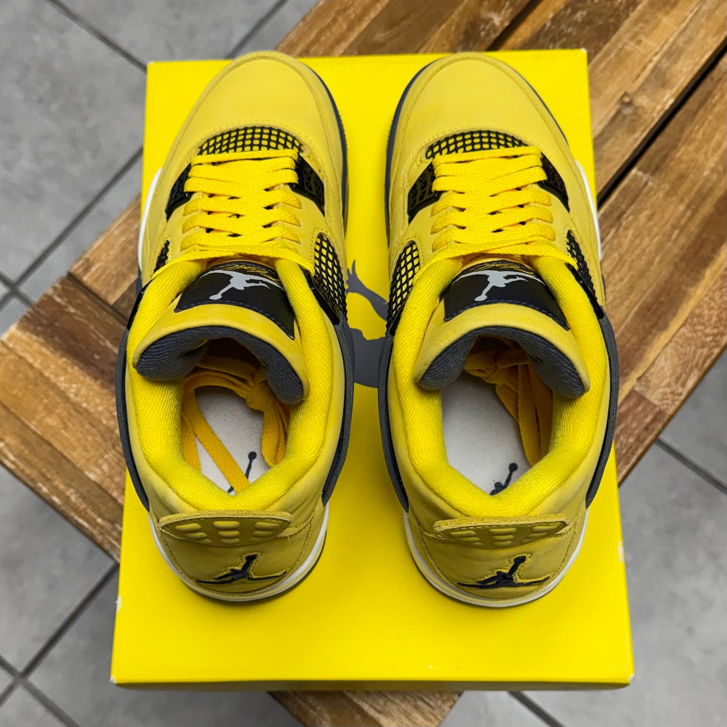 Jordan 4 Lightning (Worn)