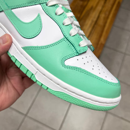 Dunk Low Green Glow (Worn)