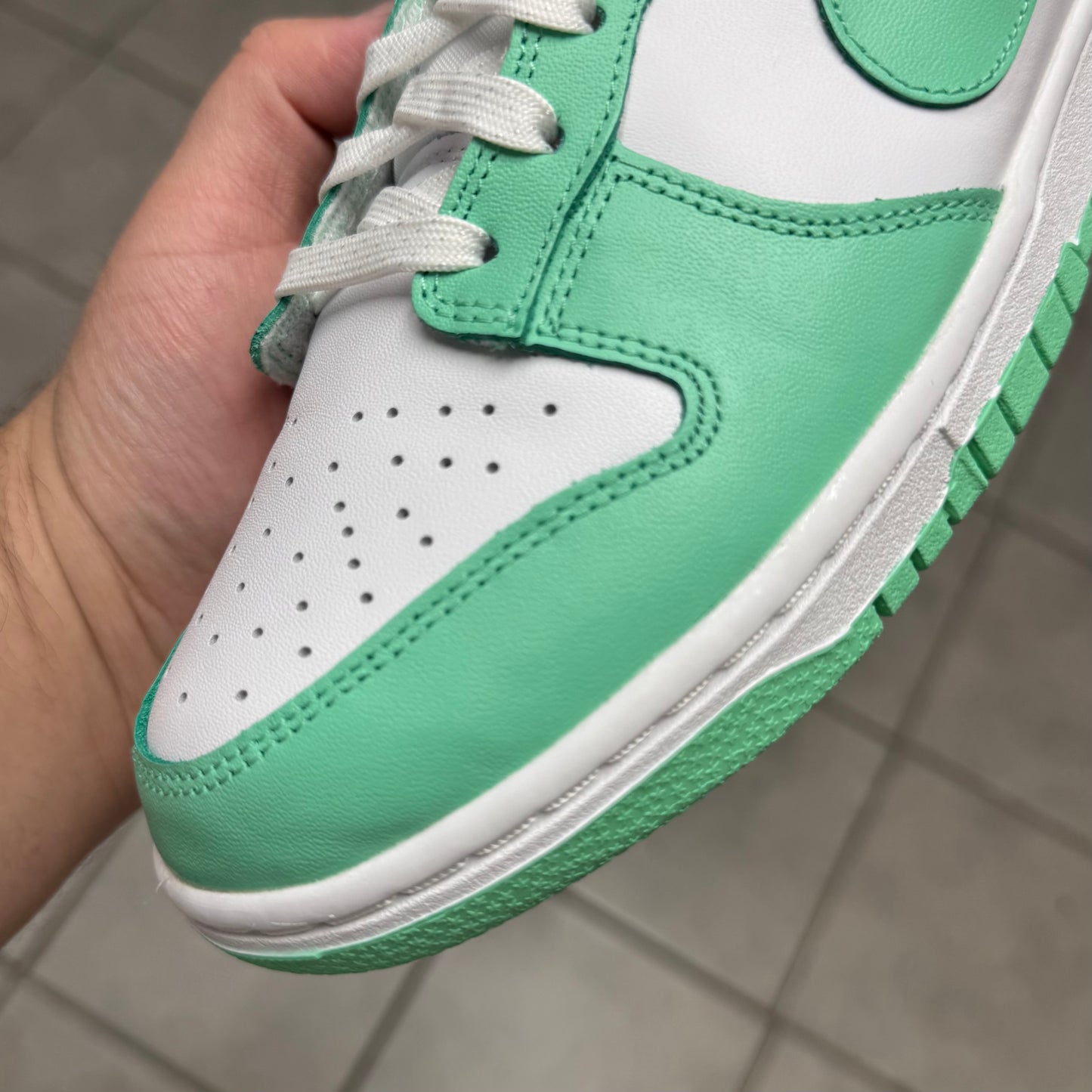Dunk Low Green Glow (Worn)