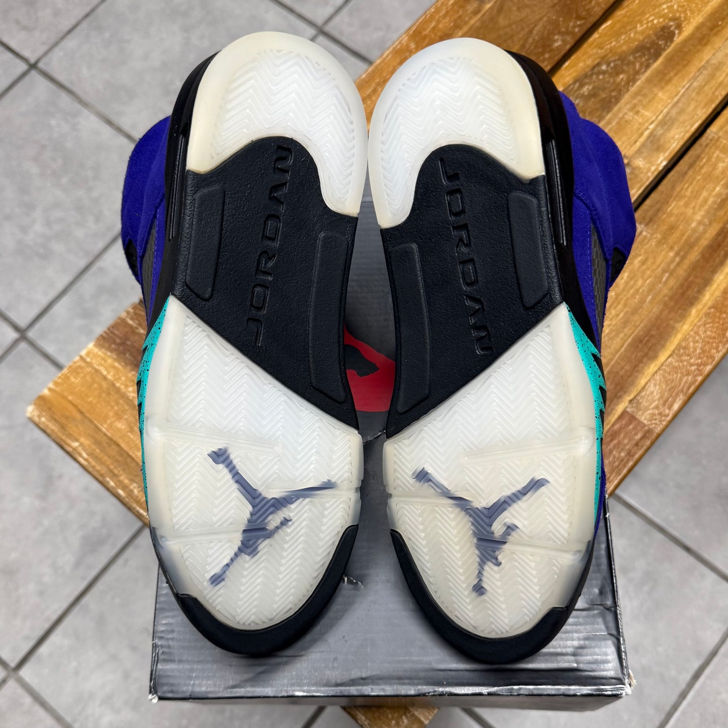 Jordan 5 Alternate Grape (Worn)
