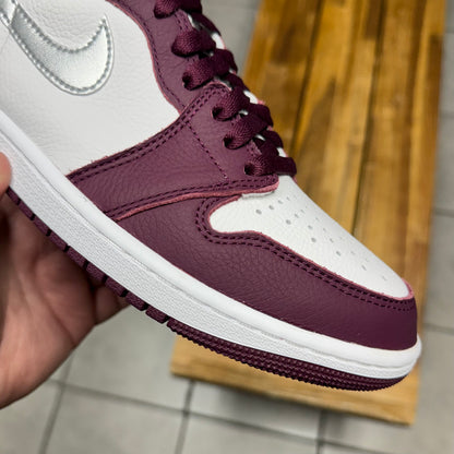 Jordan 1 High OG Bordeaux (Worn)