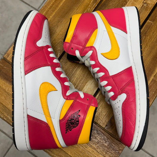 Jordan 1 High OG Light Fusion Red (Worn)