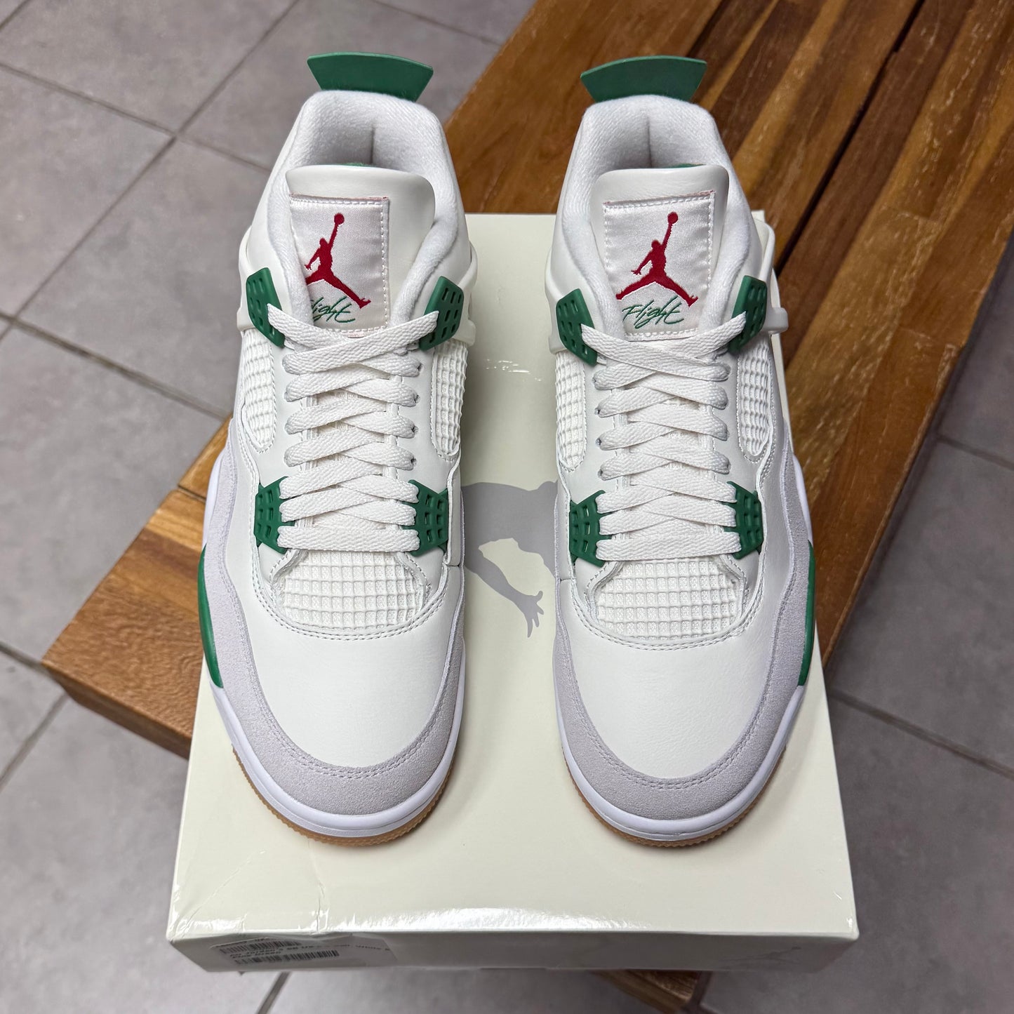 Jordan 4 SB Pine Green