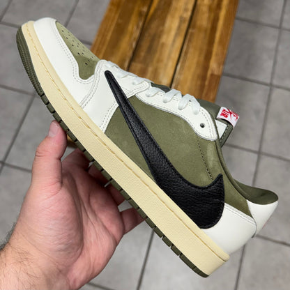 Jordan 1 Low OG x Travis Scott Medium Olive (Worn)