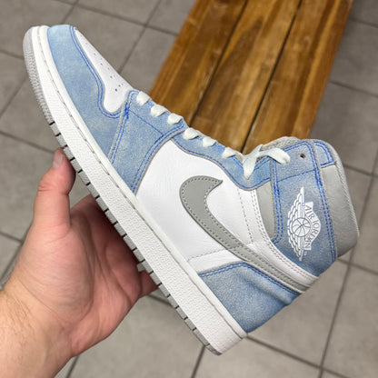 Jordan 1 High OG Hyper Royal (Worn)